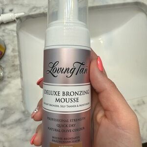Brown Bronzer & Contour Makeup